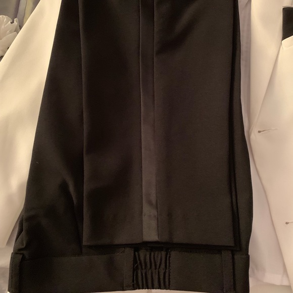 Kids Tuxedo. 6 Pieces. - Picture 2 of 8